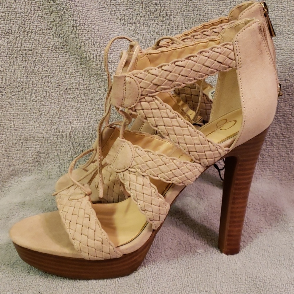 JS heels - Picture 2 of 6